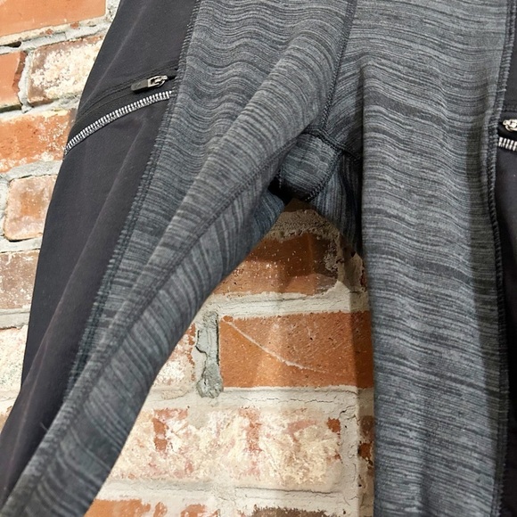 Athleta Fleece Black and Gray Leggings Size XS - Picture 5 of 11